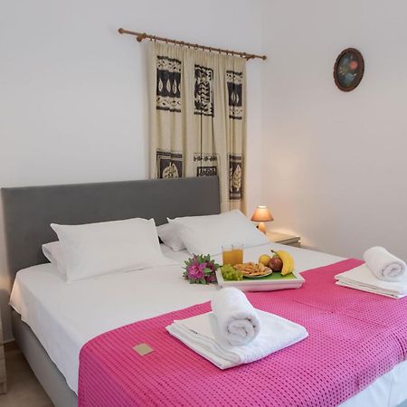 Manos Apartments Almirida Стая снимка